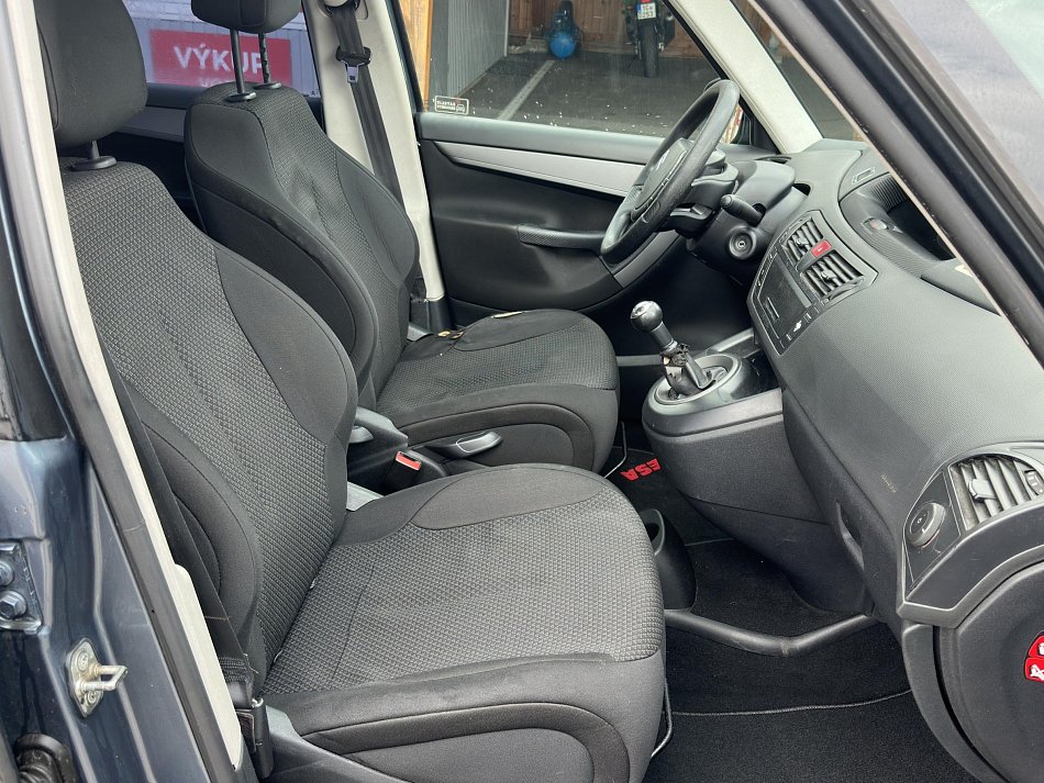Citroën C4 Picasso 1.8i 