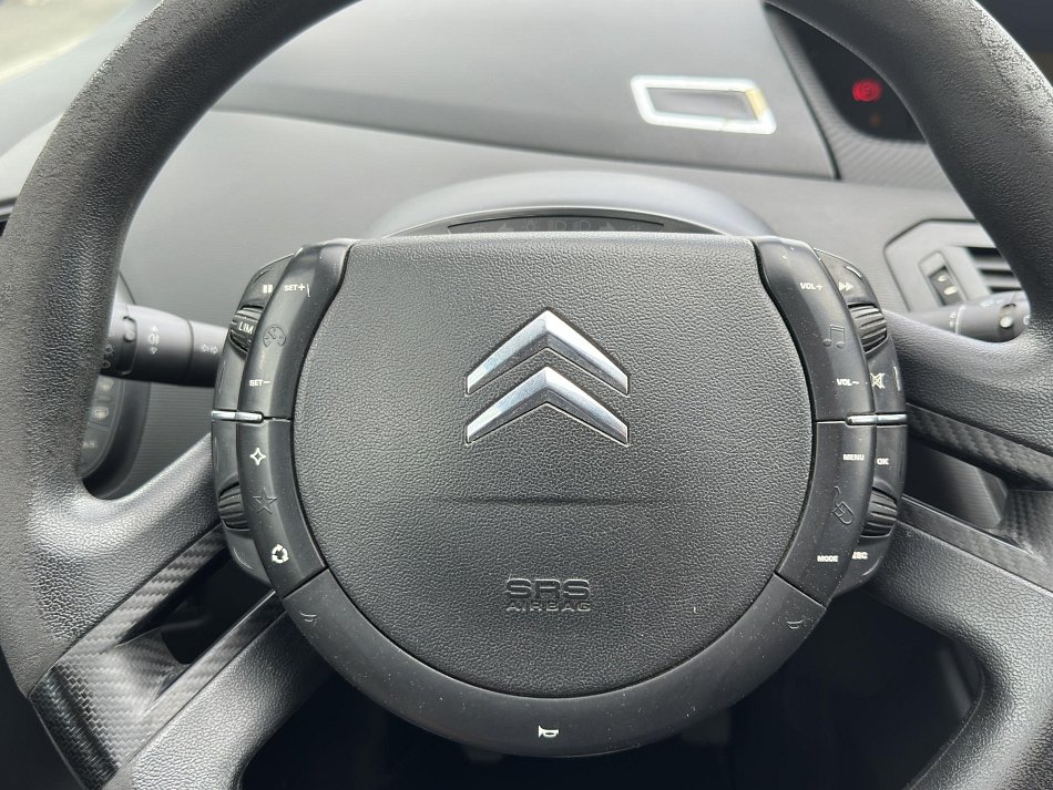 Citroën C4 Picasso 1.8i 