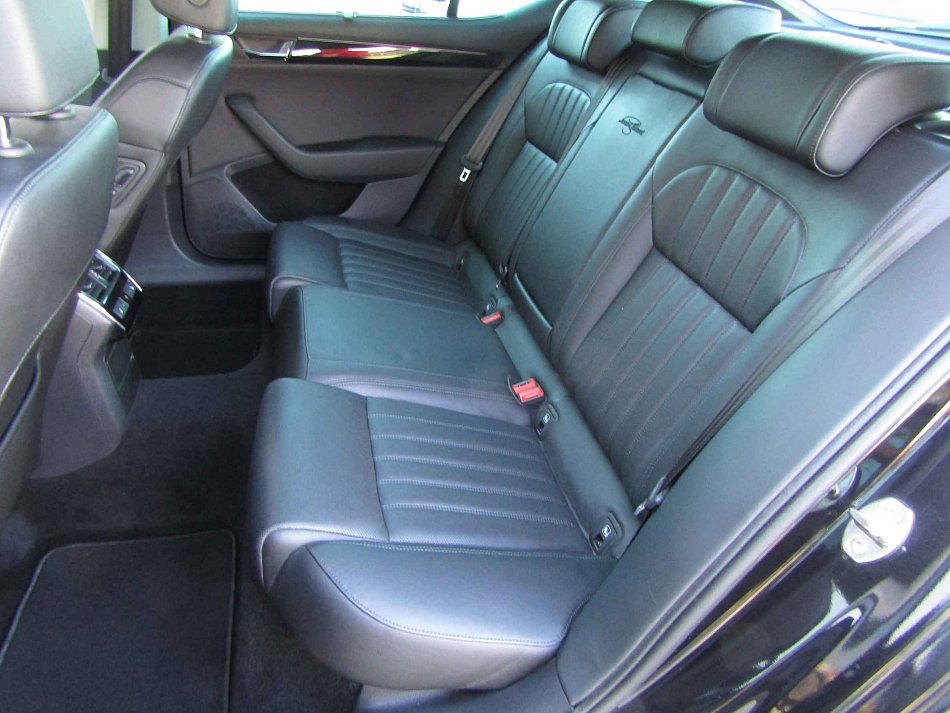 Škoda Superb III 2.0 TDi L&K 4x4