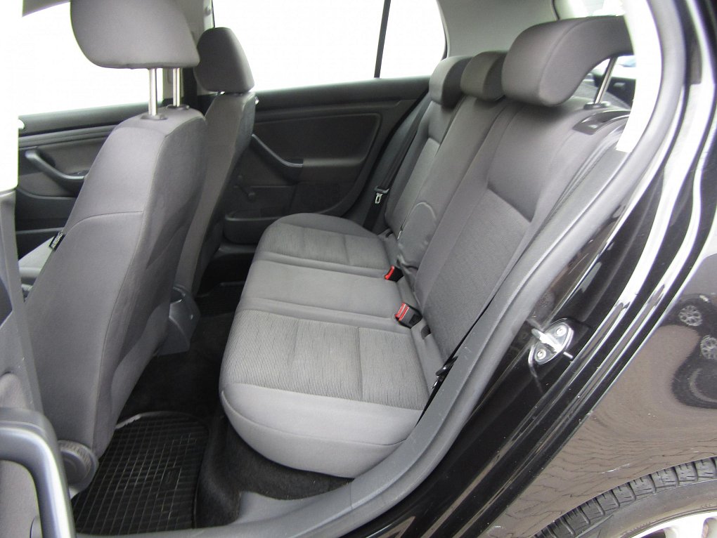 Volkswagen Golf 1.4 16V 