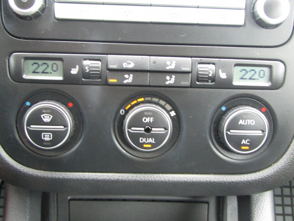 Volkswagen Golf 1.4 16V 