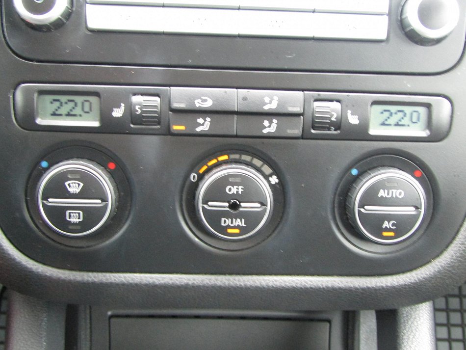 Volkswagen Golf 1.4 16V 