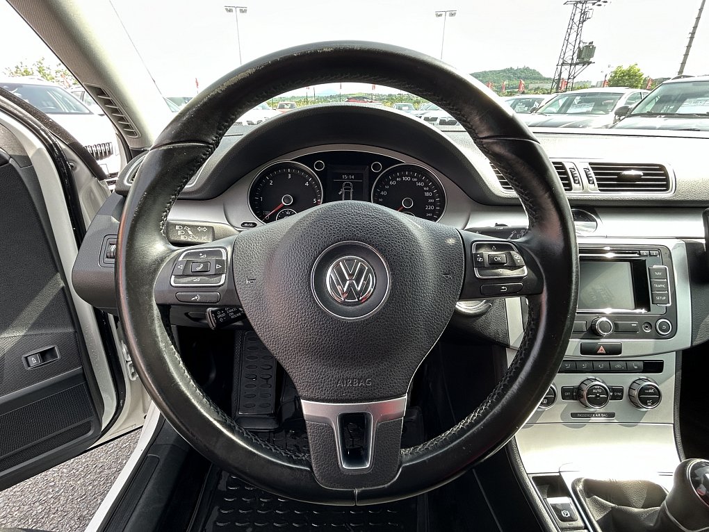 Volkswagen Passat 2.0 TDi Trendline