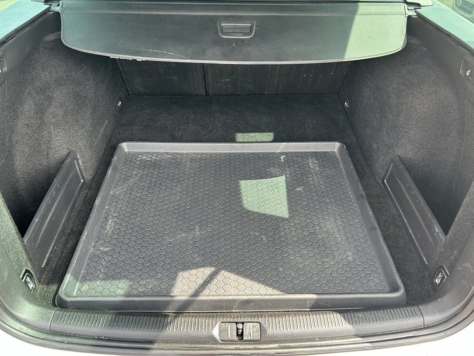 Volkswagen Passat 2.0 TDi Trendline