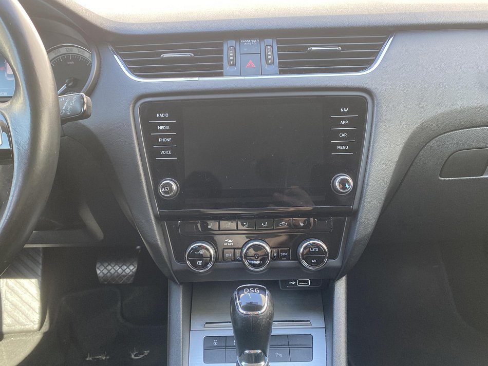 Škoda Octavia III 1.5 TSi Ambition