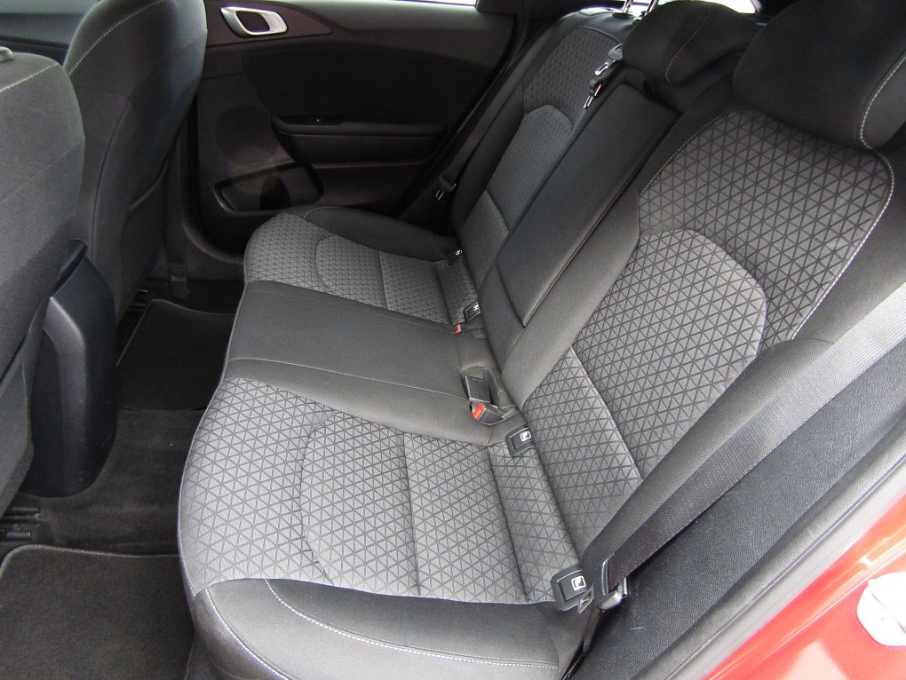 Kia Ceed 1.6 CRDi 