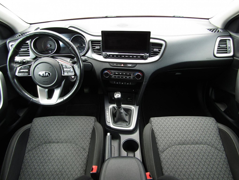 Kia Ceed 1.6 CRDi 
