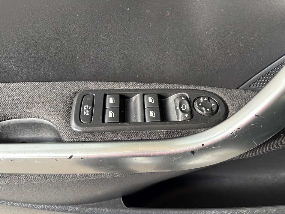 Peugeot 308 1.6HDi 