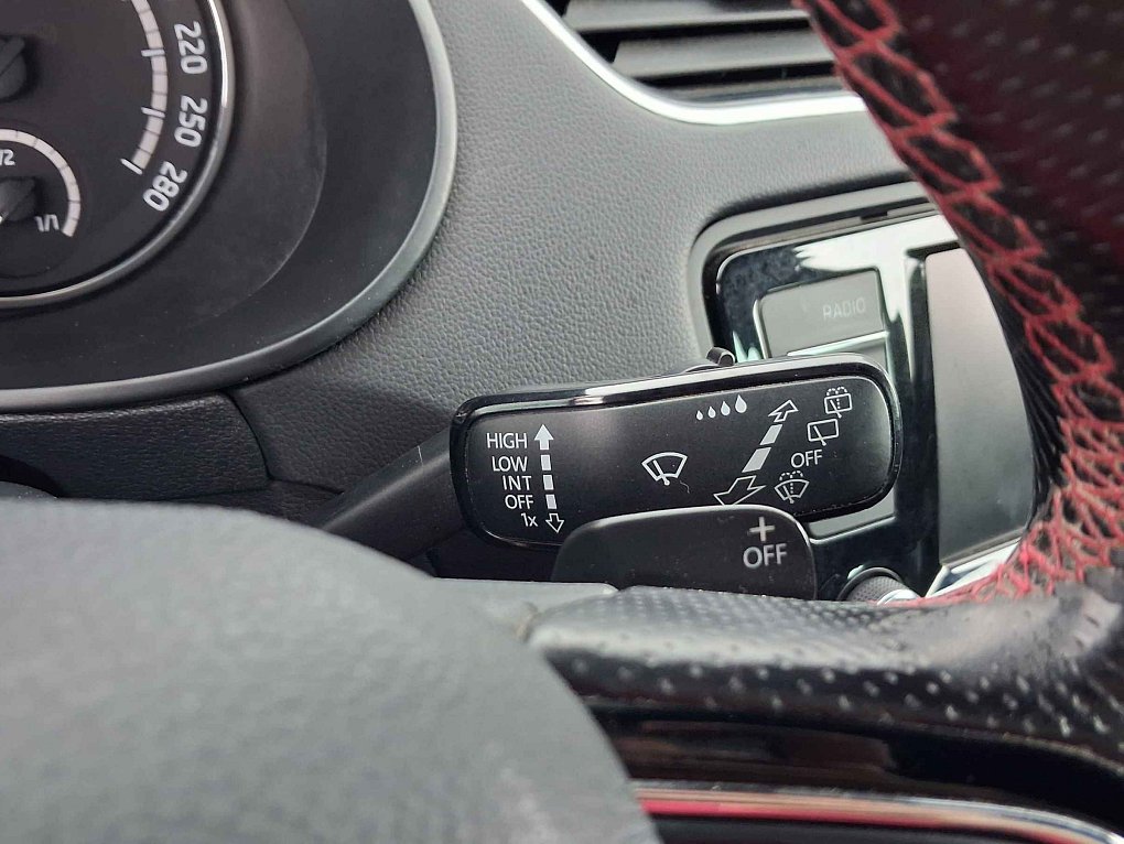 Škoda Octavia III 2.0 TDi RS Challange