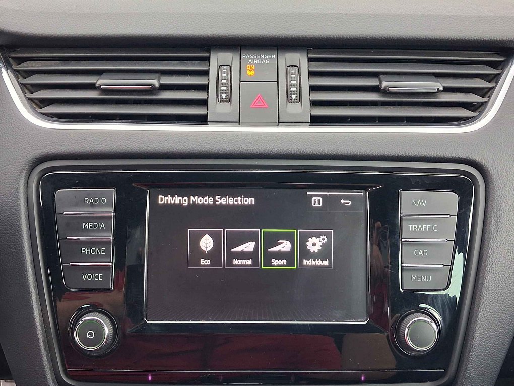 Škoda Octavia III 2.0 TDi RS Challange