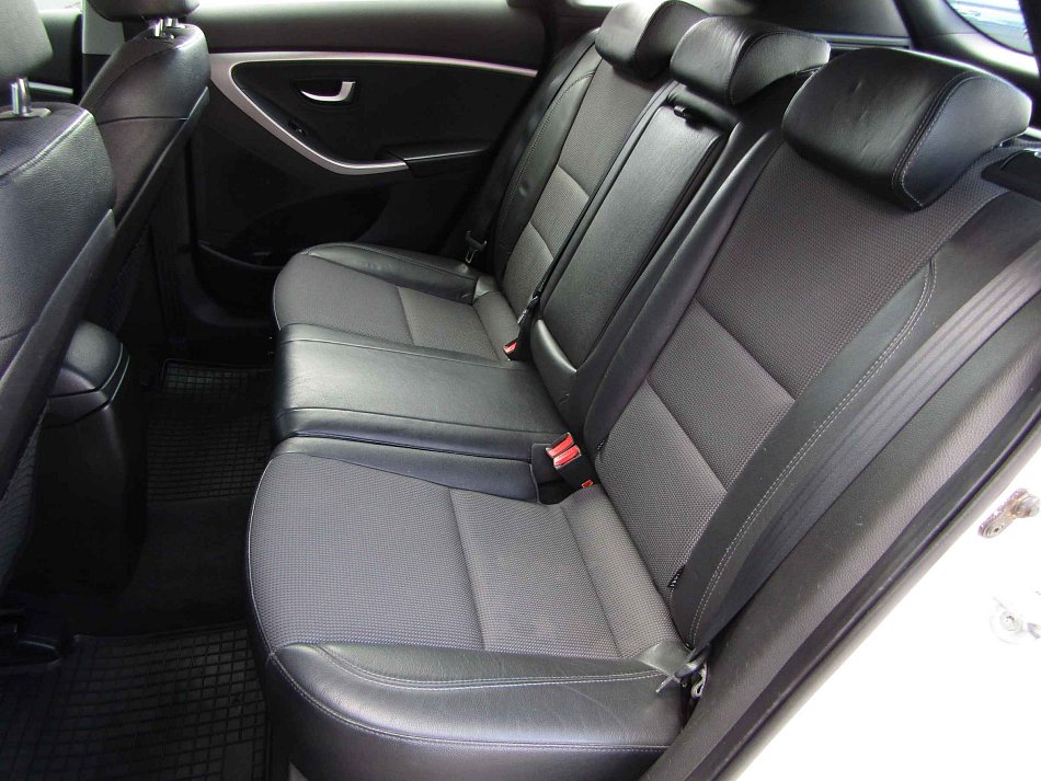 Hyundai I30 1.6 GDi 