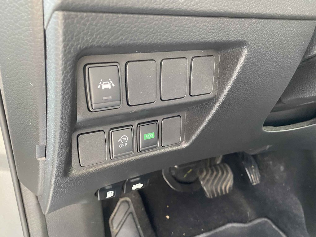 Nissan Qashqai 1.3DiG-T N-Connecta