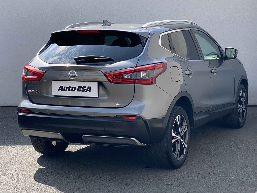 Nissan Qashqai 1.3DiG-T N-Connecta