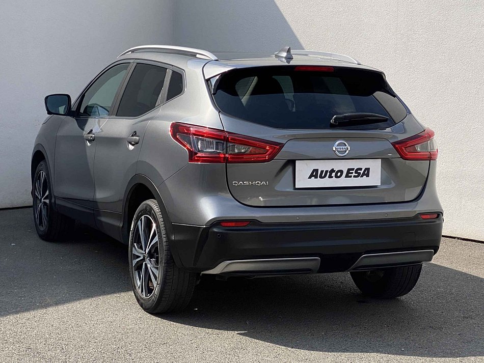Nissan Qashqai 1.3DiG-T N-Connecta