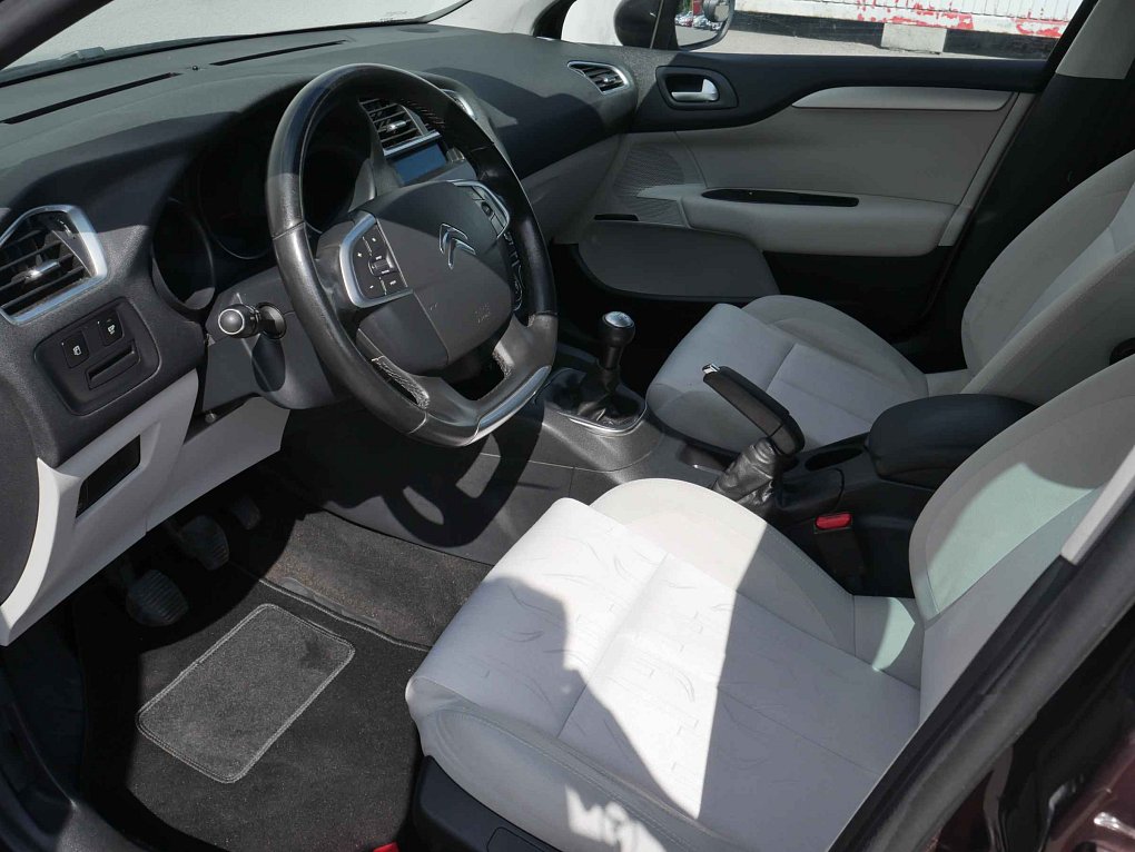 Citroën C4 1.4 VTi 