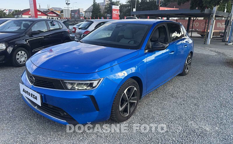 Opel Astra 1.2PT 