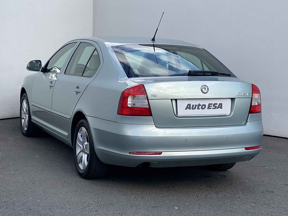 Škoda Octavia II 1.6 TDi Elegance