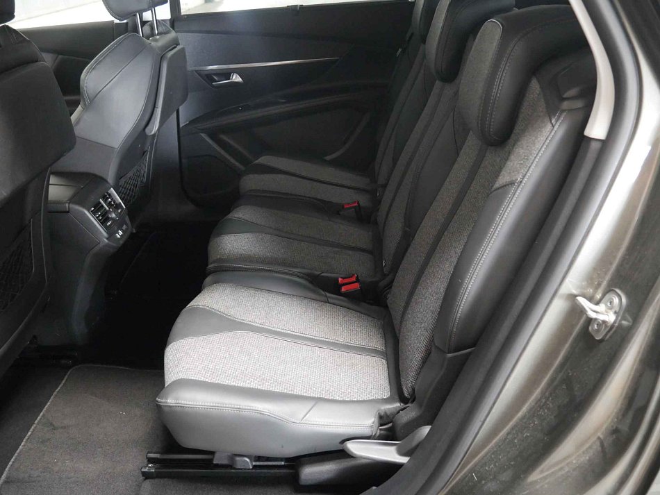 Peugeot 5008 1.6 HDi Active