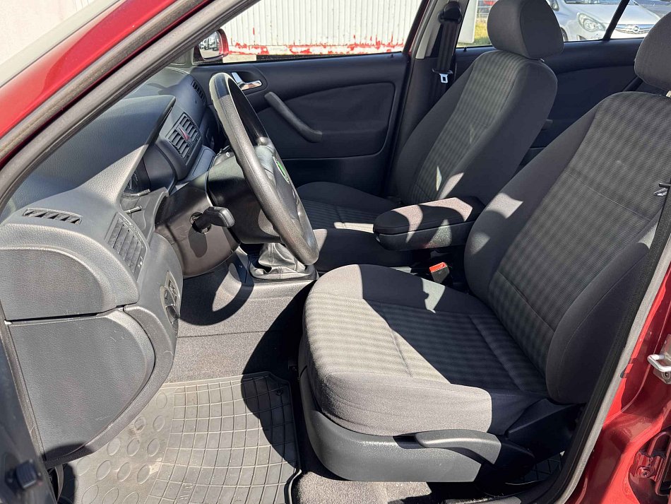 Škoda Octavia 1.6i 