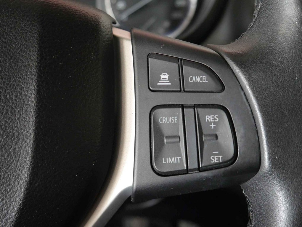 Suzuki S-Cross 1.4 T  4x4