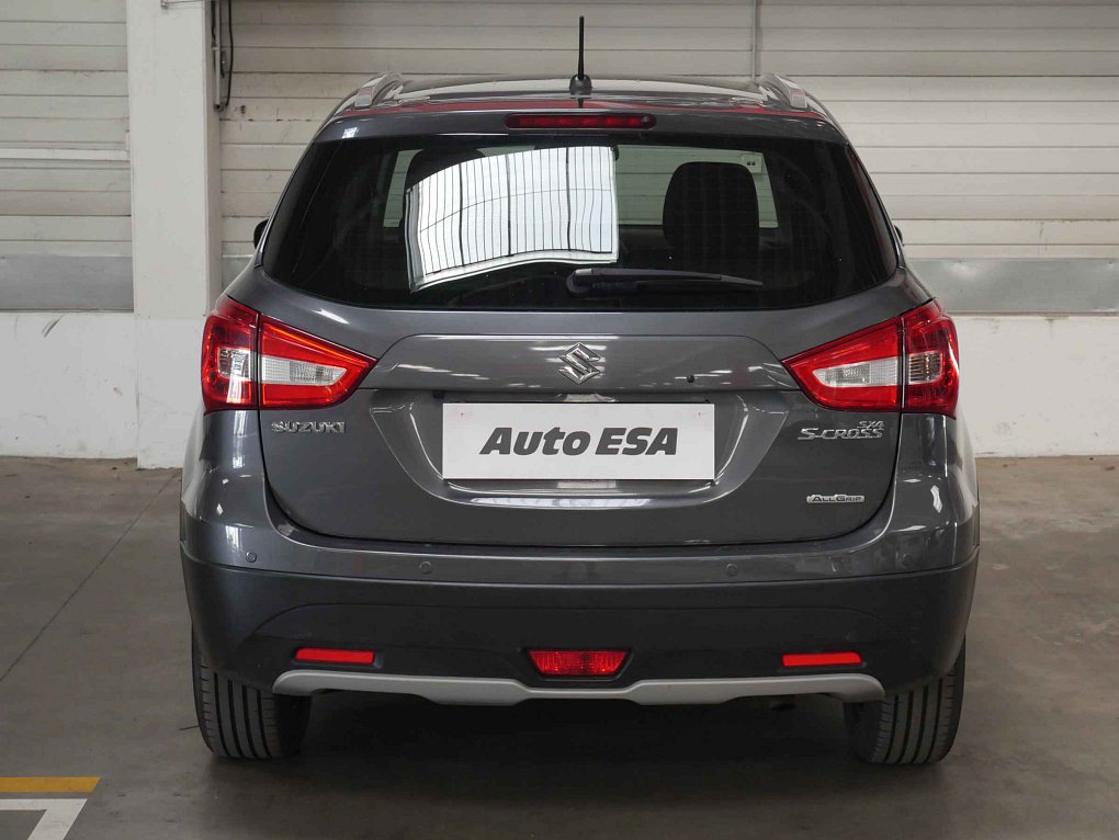 Suzuki S-Cross 1.4 T  4x4
