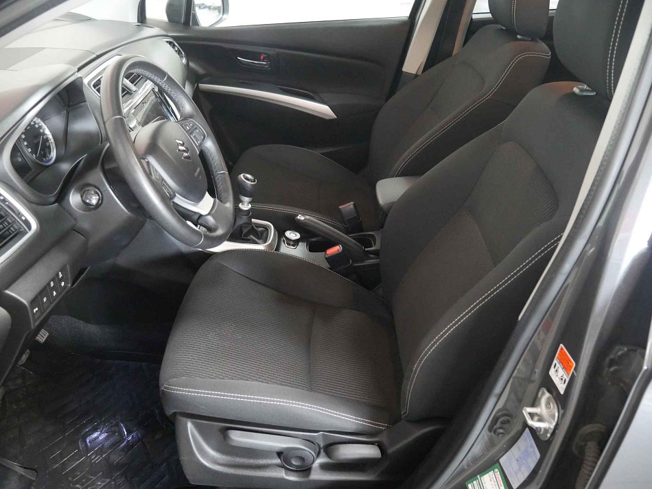 Suzuki S-Cross 1.4 T  4x4