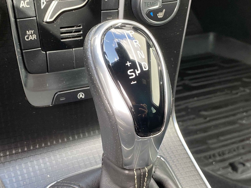 Volvo V40 2.0i 