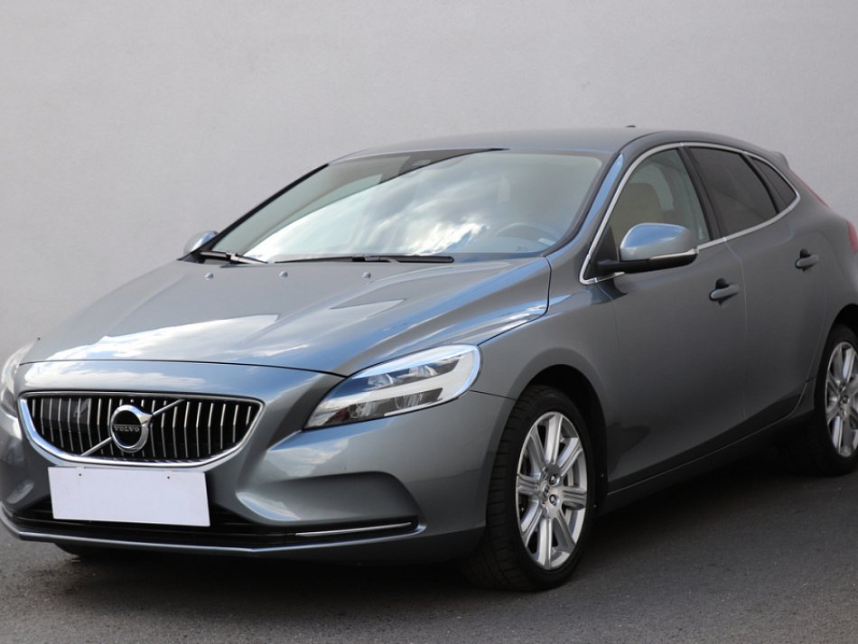 Volvo V40 2.0i 