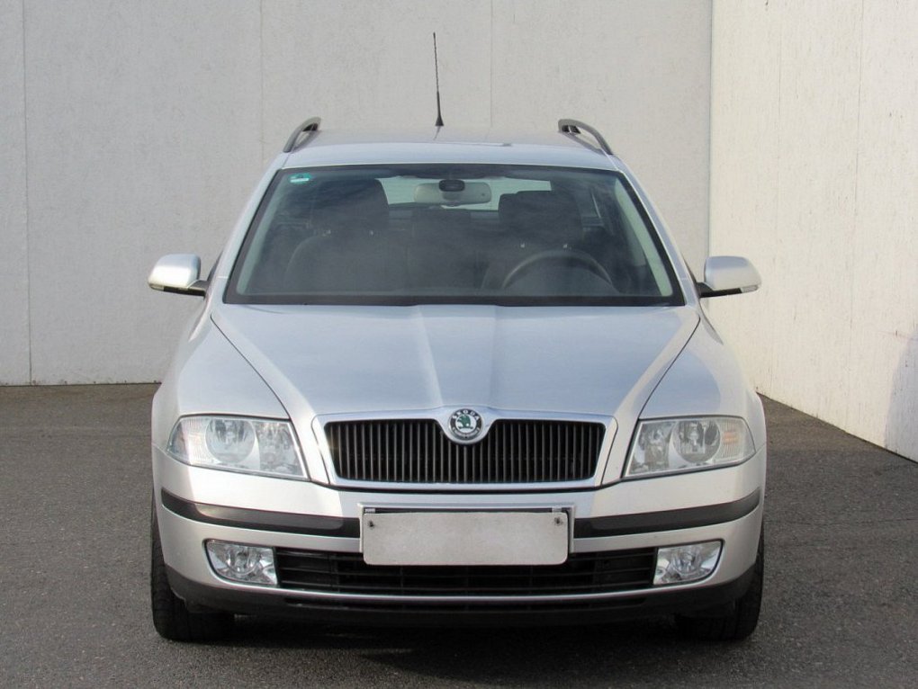 Škoda Octavia II 2.0i 