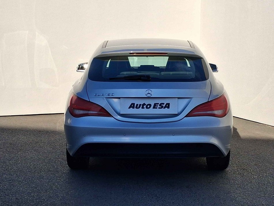 Mercedes-Benz CLA 1.6 CGi  CLA 180