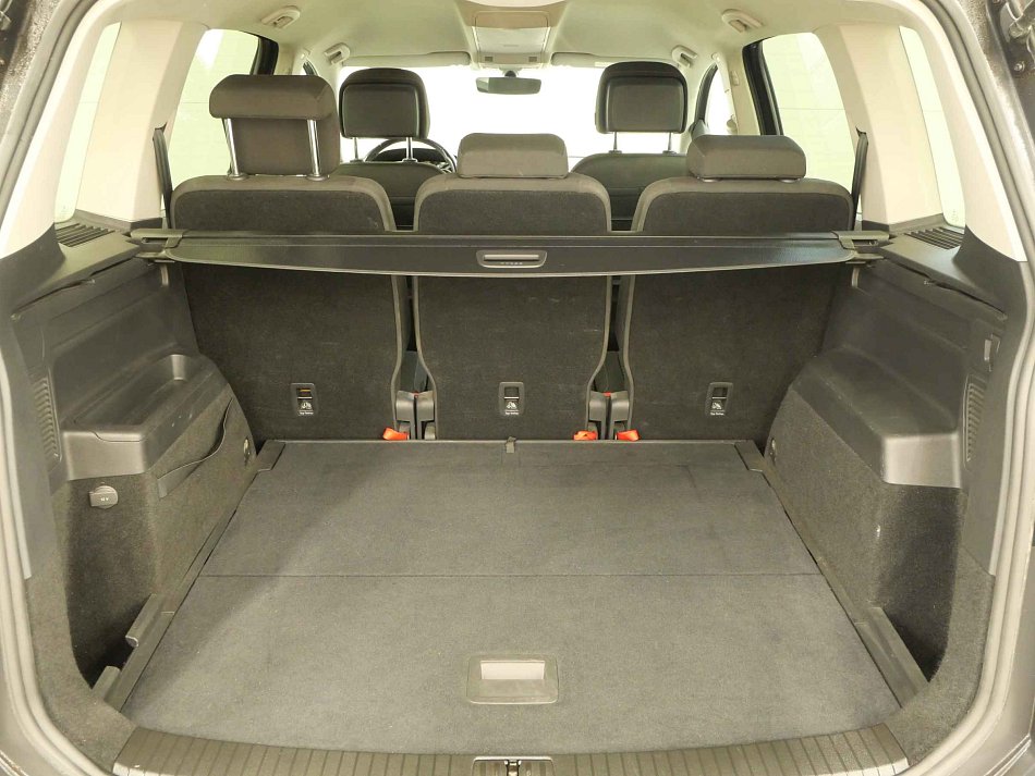 Volkswagen Touran 1.6TDi 