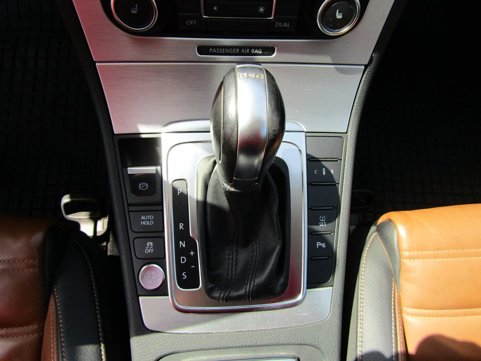 Volkswagen Passat 2.0 TSi Highline