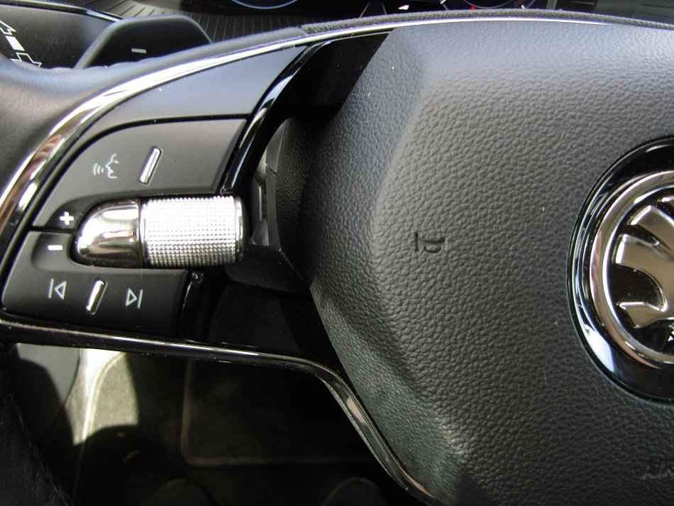 Škoda Octavia IV 2.0 TDi Style