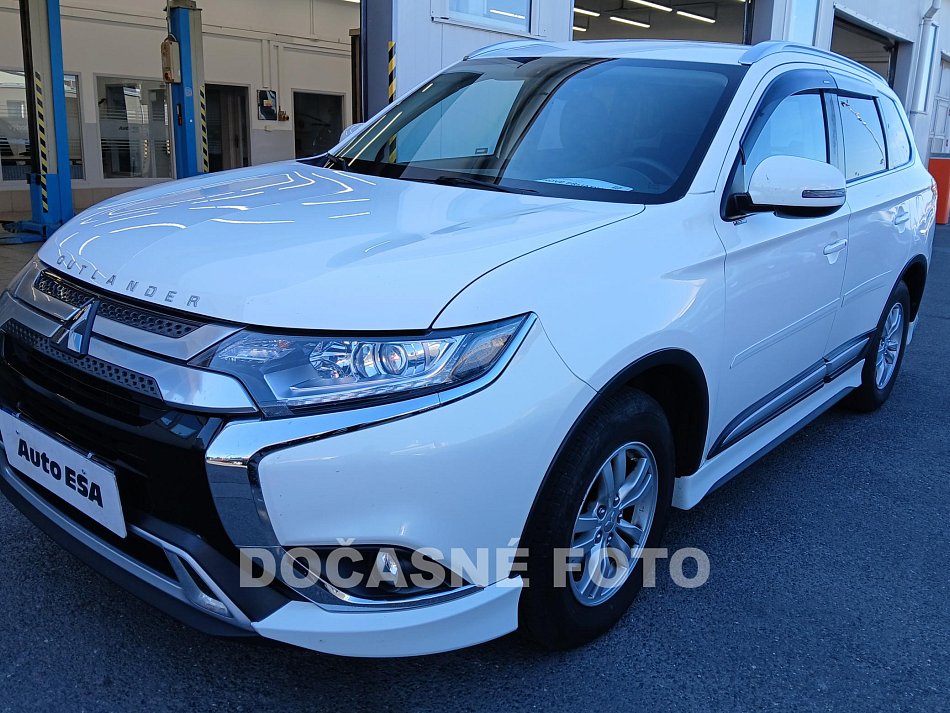 Mitsubishi Outlander 2.0 MIVEC 
