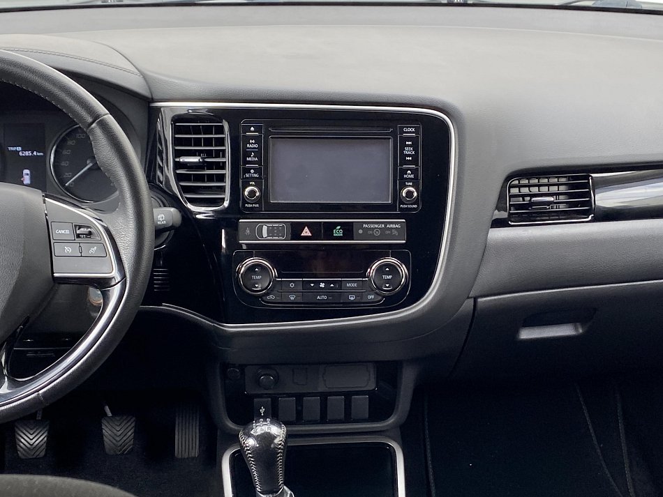 Mitsubishi Outlander 2.0 MIVEC 