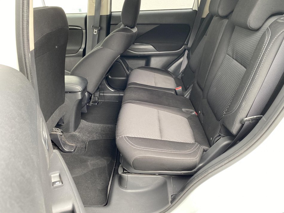 Mitsubishi Outlander 2.0 MIVEC 