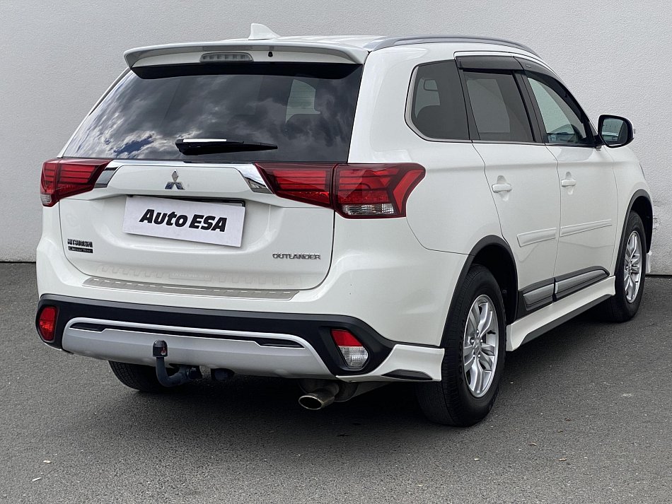 Mitsubishi Outlander 2.0 MIVEC 