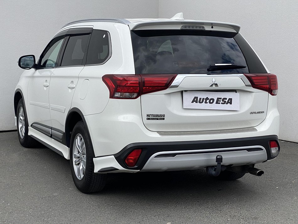 Mitsubishi Outlander 2.0 MIVEC 