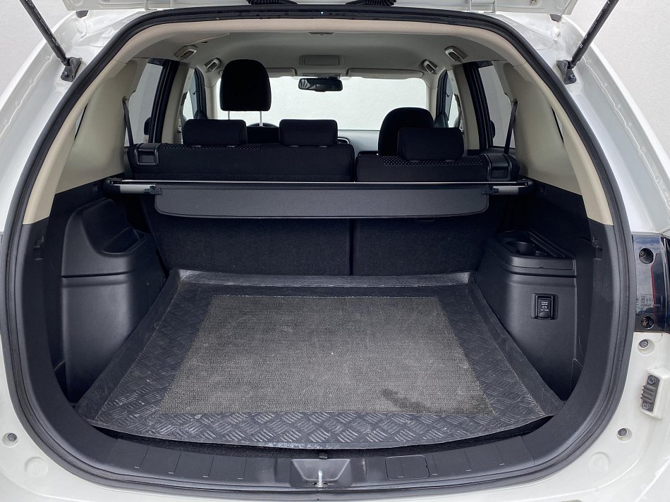 Mitsubishi Outlander 2.0 MIVEC 