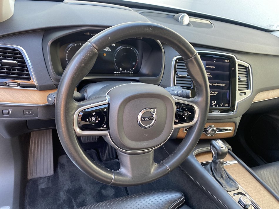Volvo XC90 2.0D5  4x4, 7míst