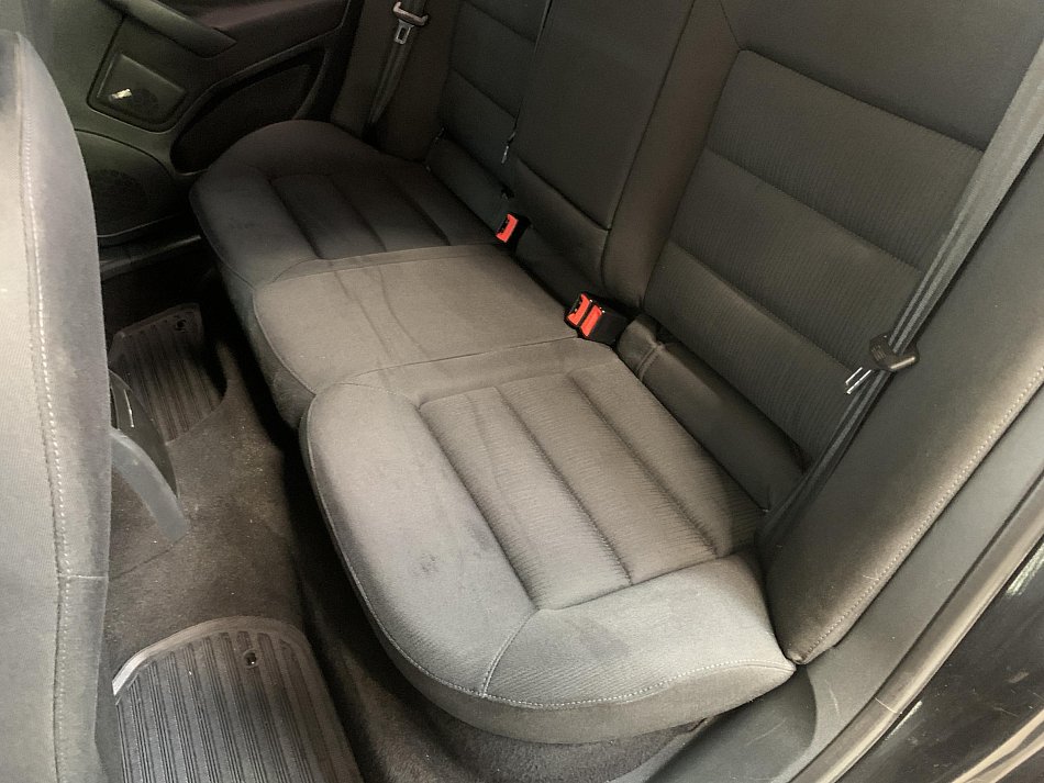 Škoda Octavia II 1.6 FSi Elegance