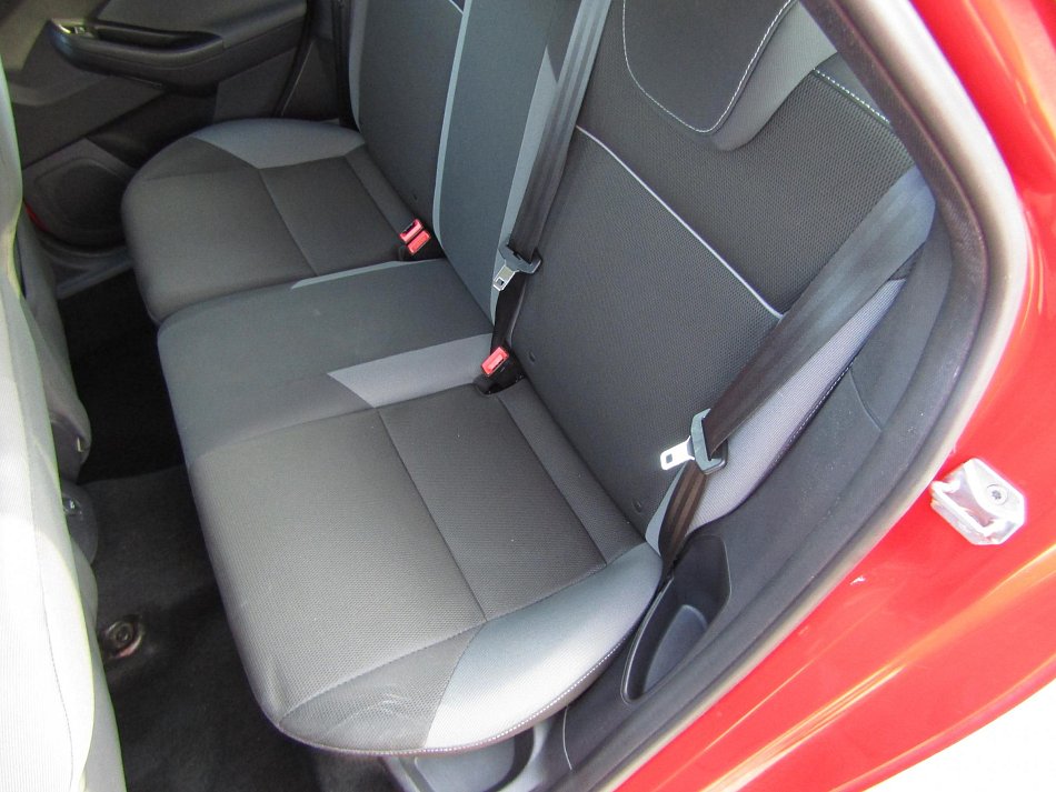 Ford Focus 1.6 16 V 