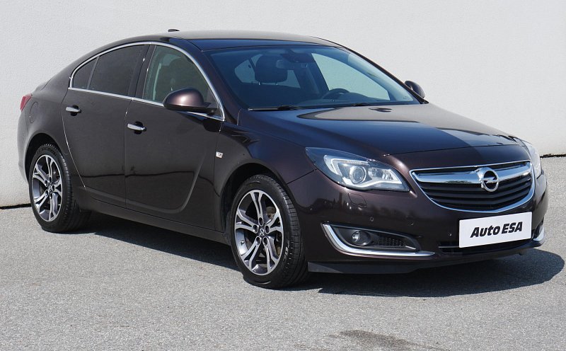 Opel Insignia 1.6 T 