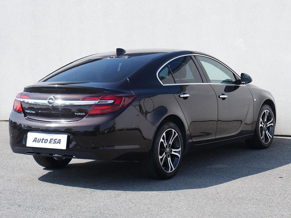 Opel Insignia 1.6 T 