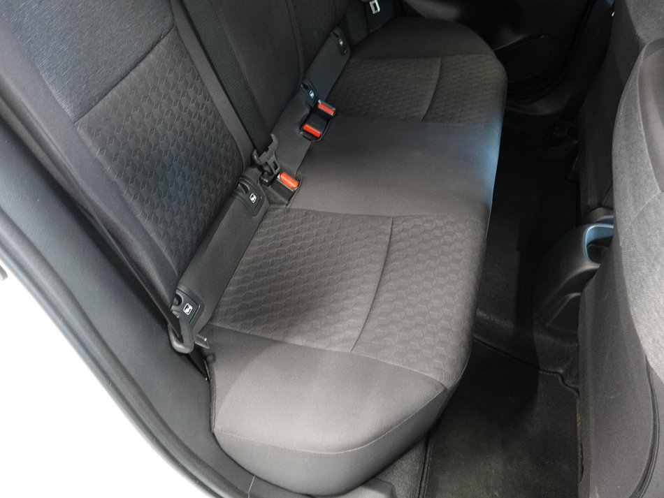 Toyota Yaris 1.5i 
