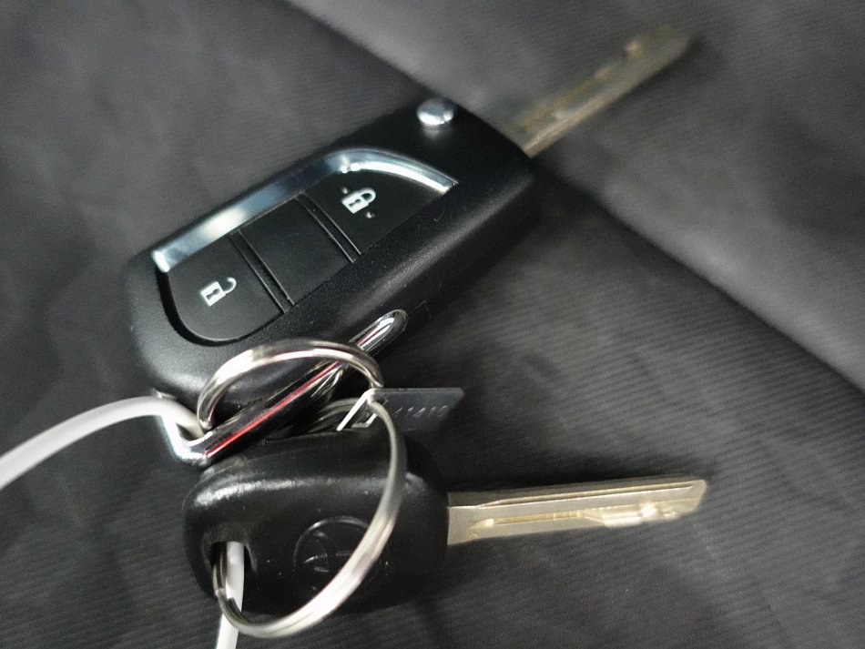 Toyota Yaris 1.5i 