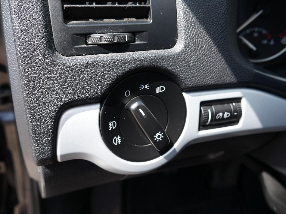 Škoda Octavia II 1.6 TDi Ambition