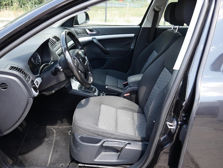 Škoda Octavia II 1.6 TDi Ambition