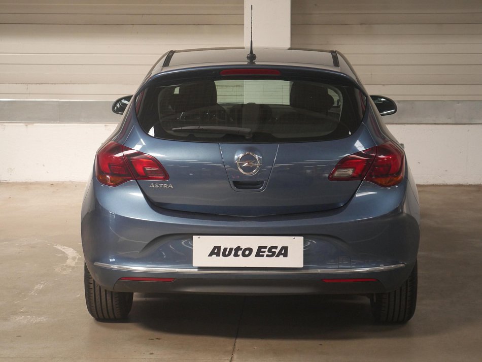 Opel Astra 1.6 16V 
