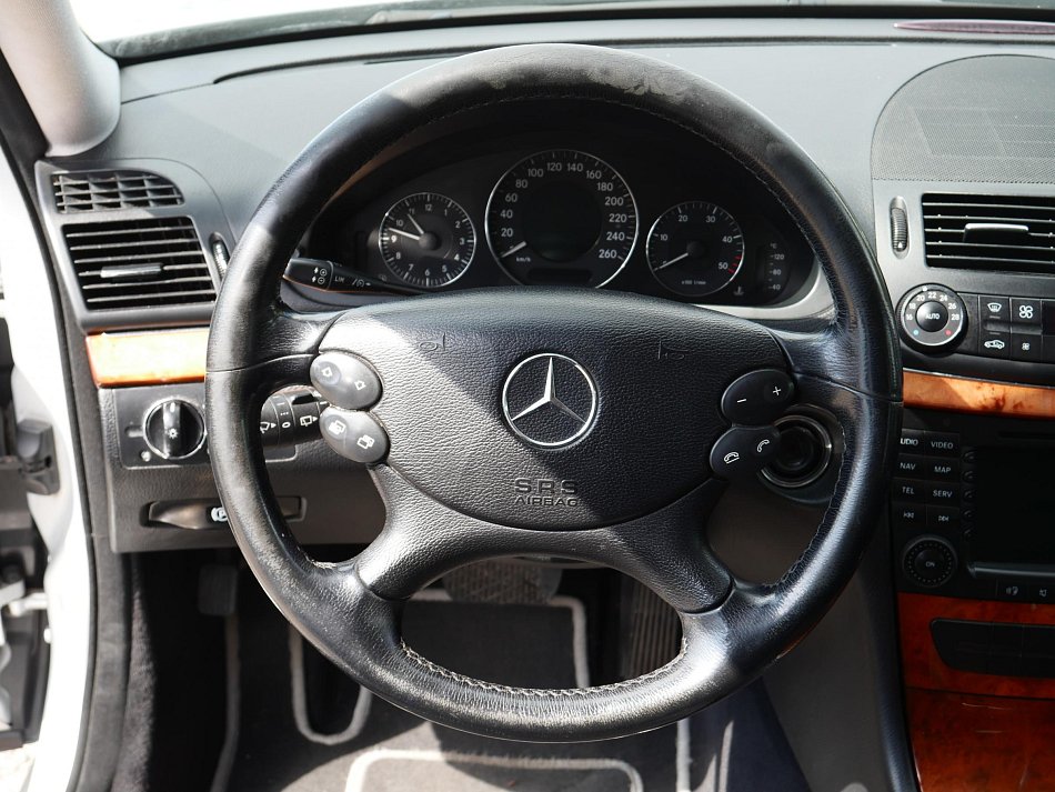 Mercedes-Benz Třída E 3.0 CDi  E320